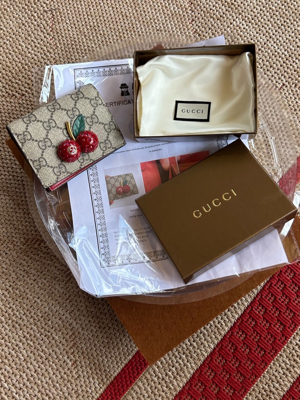 GUCCI Authentic GG Cherry Supreme Wallet - Picture 3 of 9